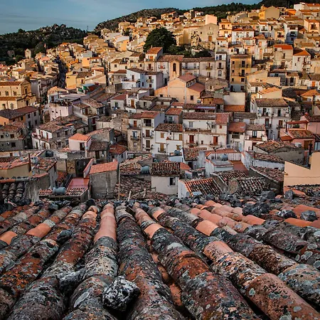 Don Bartolomeo Bellomo *